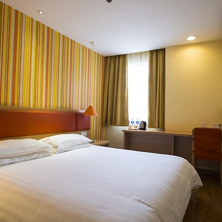 Home Inn Dalian Xinghai Bay Wuyi Road Nansha Street Экстерьер фото