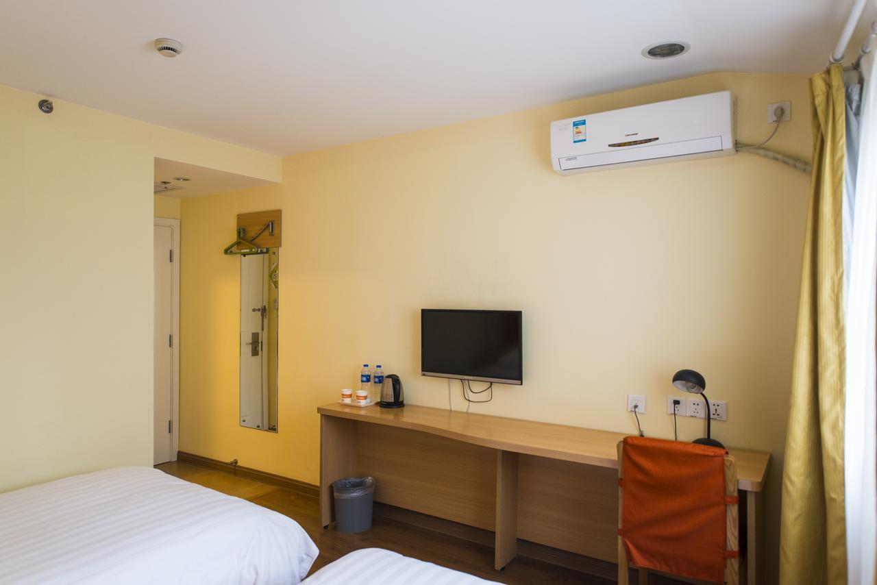 Home Inn Dalian Xinghai Bay Wuyi Road Nansha Street Экстерьер фото