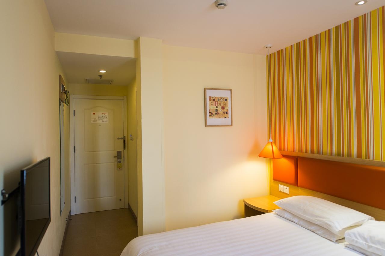 Home Inn Dalian Xinghai Bay Wuyi Road Nansha Street Экстерьер фото