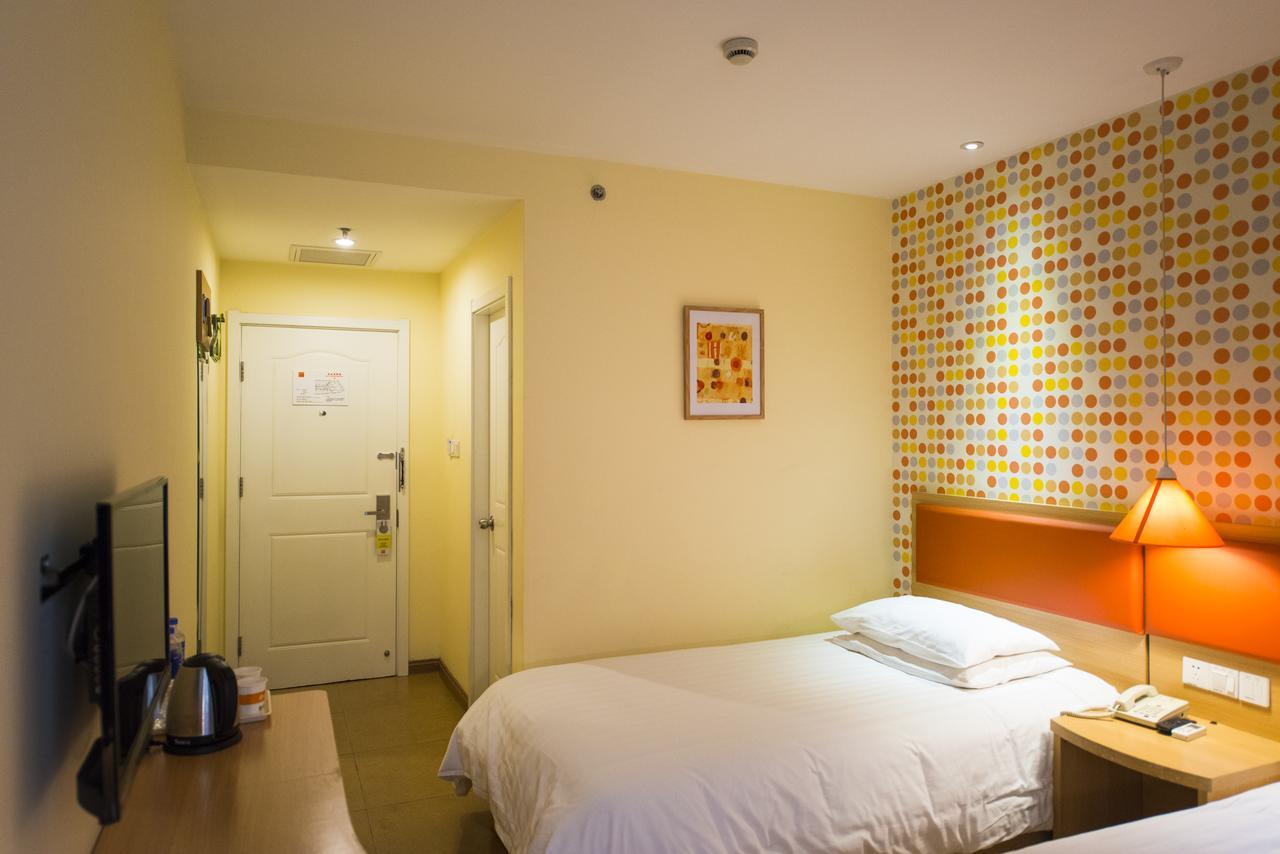 Home Inn Dalian Xinghai Bay Wuyi Road Nansha Street Экстерьер фото